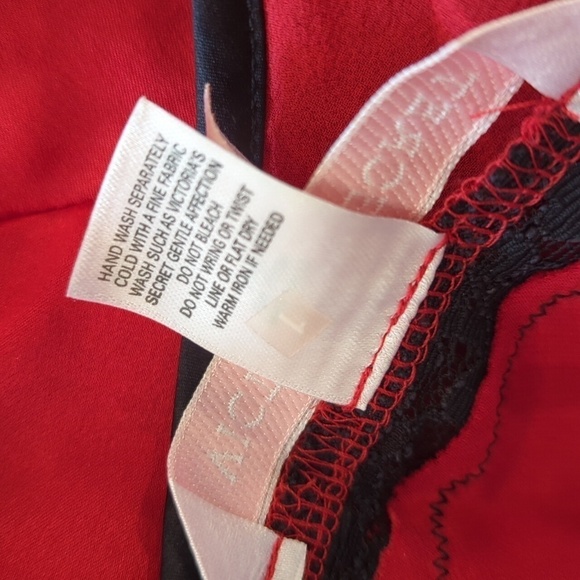 Victoria's Secret Red Mini Silk Slip Dress Nightgown Vintage 2001 Lace Y2k - Picture 14 of 15
